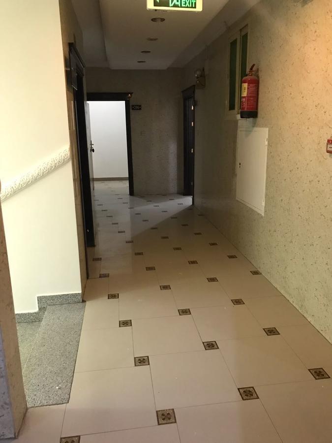 阿尔玛坎阿尔莫萨弗106号酒店 利雅德 外观 照片