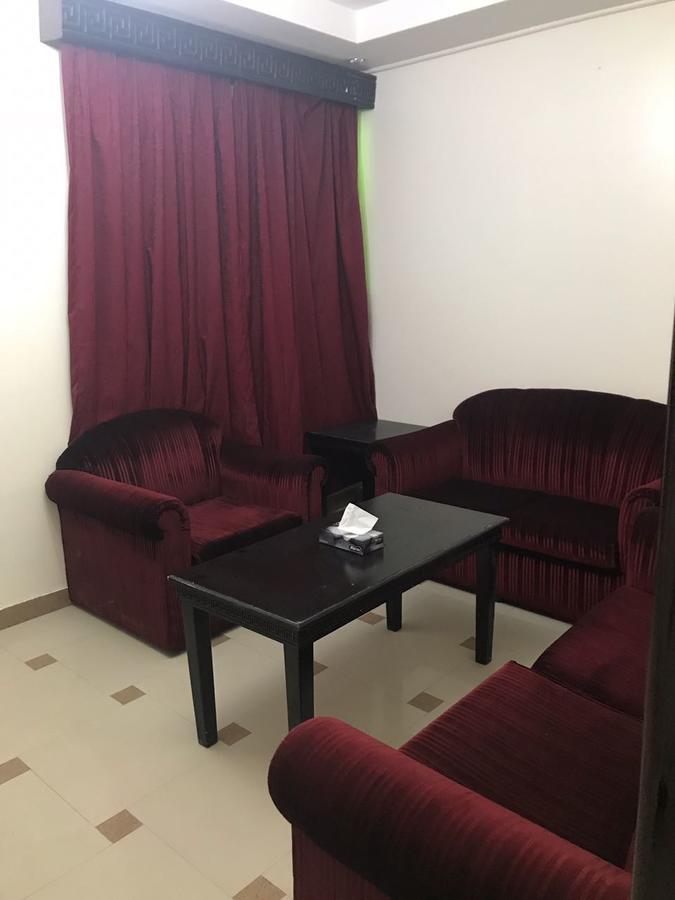 阿尔玛坎阿尔莫萨弗106号酒店 利雅德 外观 照片