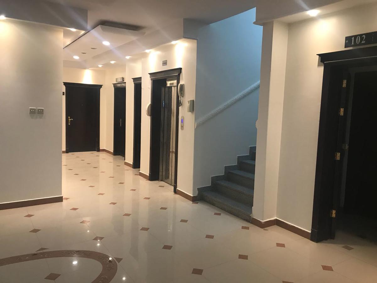 阿尔玛坎阿尔莫萨弗106号酒店 利雅德 外观 照片